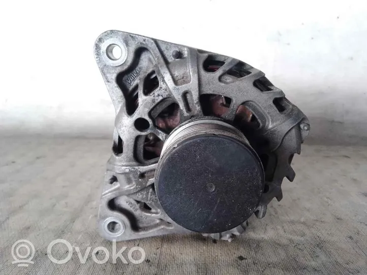 Renault Clio I Generatore/alternatore 231008918R