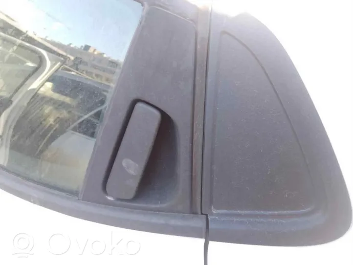 Renault Clio I Kita išorės detalė 