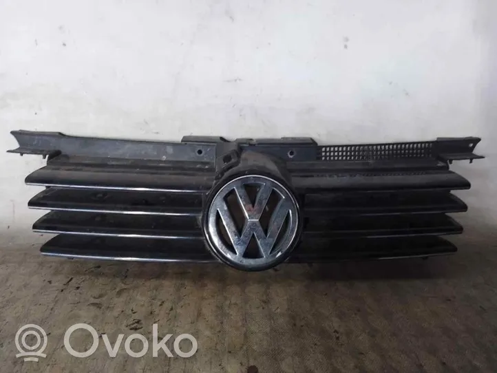 Volkswagen Bora Etusäleikkö 