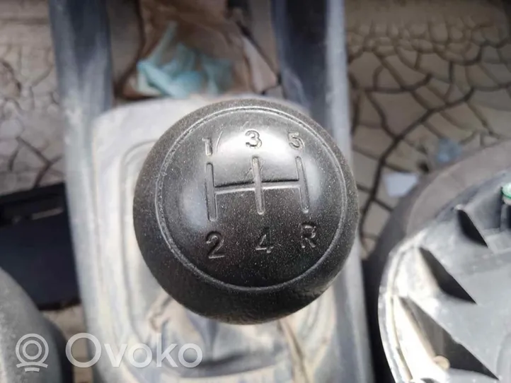 KIA Rio Drążek zmiany biegów 