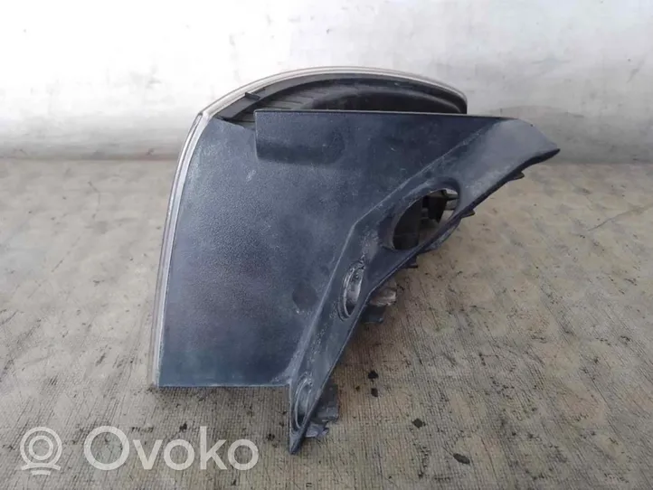 Seat Ibiza III (6L) Lampa tylna 6L6945095