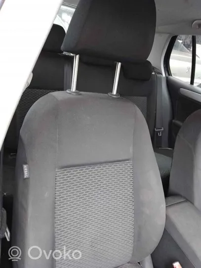 Volkswagen Golf VI Front passenger seat 