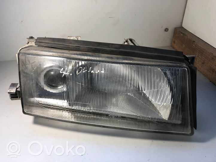 Skoda Octavia Mk1 (1U) Phare frontale 24608600