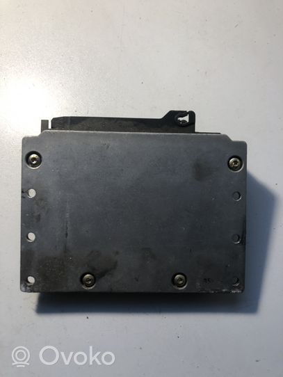 Peugeot 406 Calculateur moteur ECU 0281001262