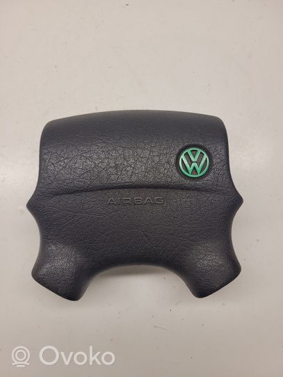 Volkswagen Vento Ohjauspyörän turvatyyny CFWKS0