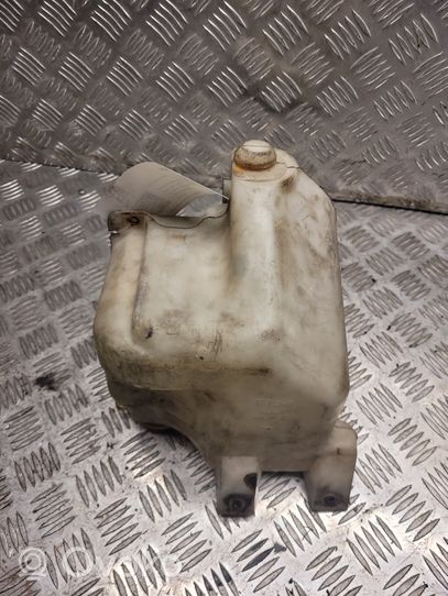 Subaru Legacy Réservoir de liquide lave-glace E13012381