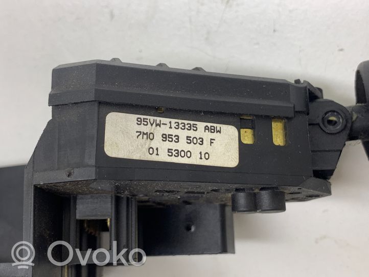 Volkswagen Sharan Manetka / Przełącznik kierunkowskazów wycieraczek 7M0953503F