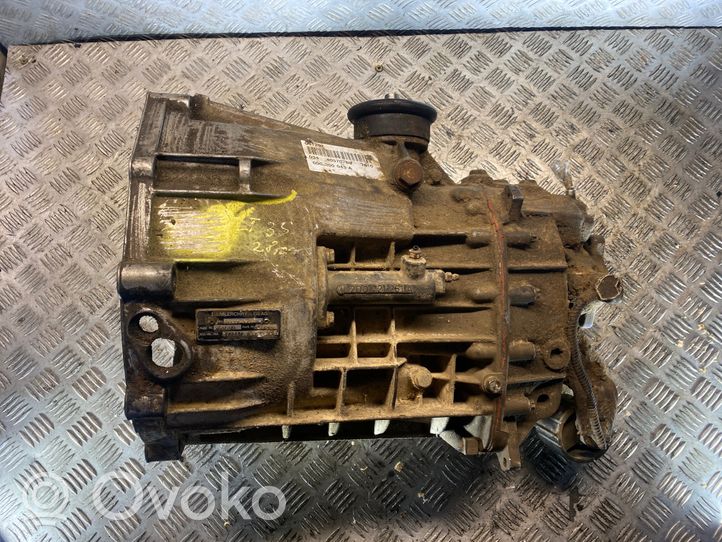 Volkswagen II LT Mechaninė 5 pavarų dėžė 711614