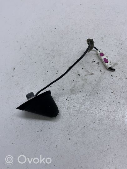 Volkswagen Tiguan Antenna GPS 6Q0035575A