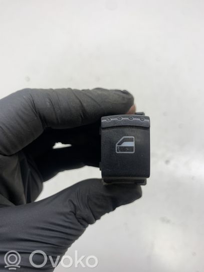 6Y0959855 Skoda Fabia Mk1 (6Y) Electric window control switch, 4.99 € | RRR