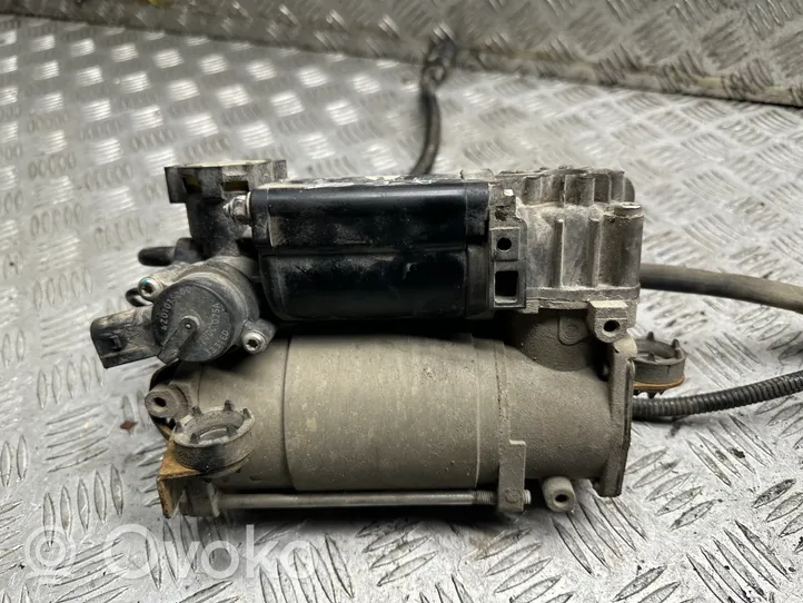 Audi A6 S6 C5 4B Pneumatinės (oro) pakabos kompresorius 4Z01015200