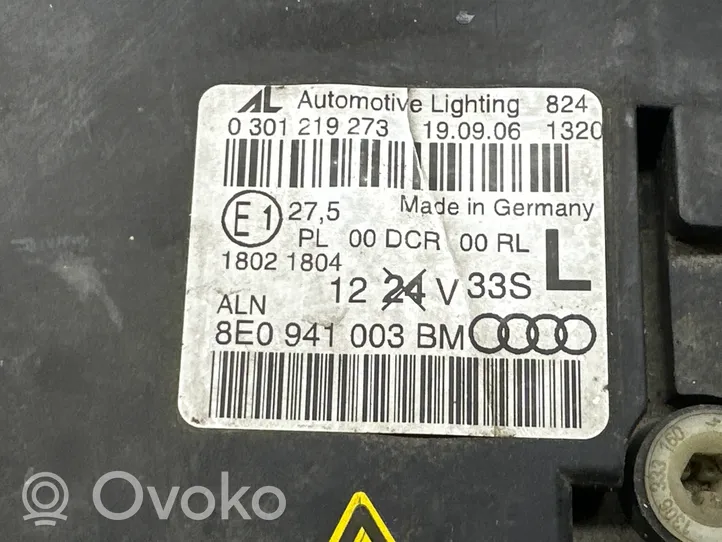 Audi A4 S4 B7 8E 8H Lampa przednia 8E0941003BM
