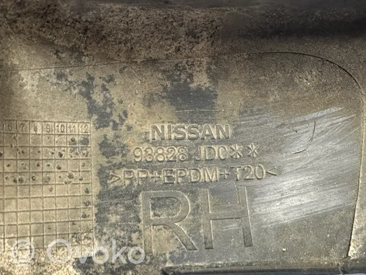 Nissan Qashqai Takalokasuojan koristelista 93828JD0XX