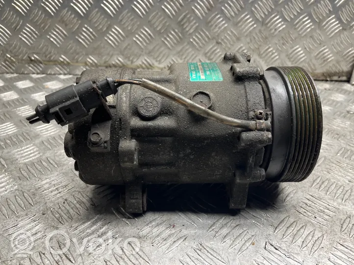 Volkswagen Caddy Ilmastointilaitteen kompressorin pumppu (A/C) 7H0820803D