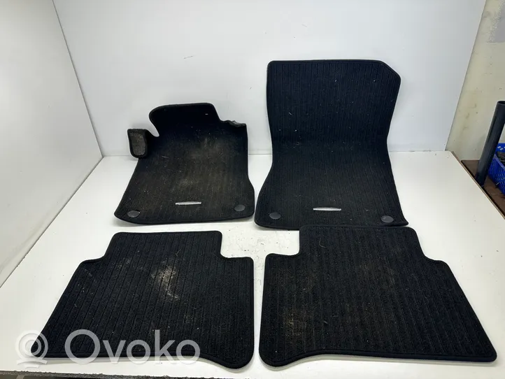 Mercedes-Benz E W211 Set di tappetini per auto B66360294