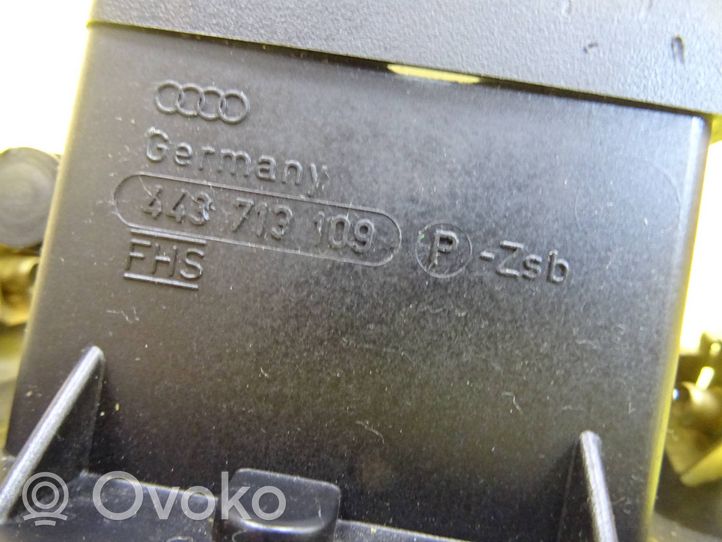 Audi 100 200 5000 C3 Vaihteenvalitsimen verhoilu 443713109