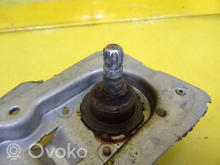 Opel Corsa B Etuoven manuaalinen ikkunan nostin 