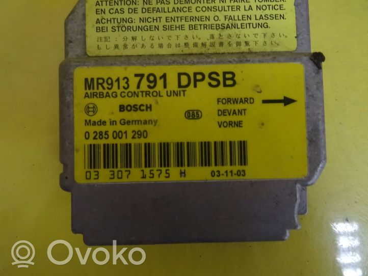 Mitsubishi Carisma Gaisa spilvenu vadības bloks MR913791