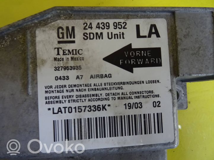 Opel Corsa C Turvatyynyn ohjainlaite/moduuli 24439952