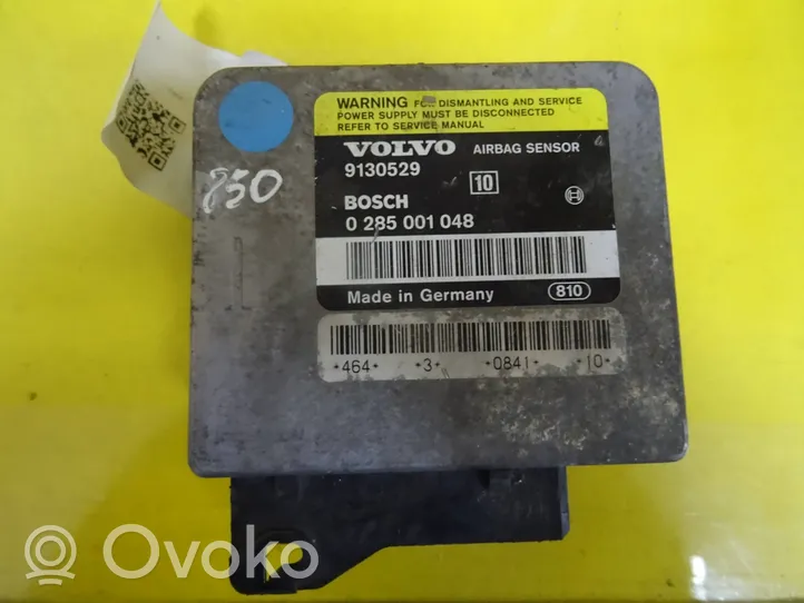 Volvo 850 Airbagsteuergerät 0285001048
