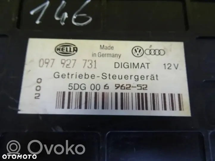 Audi 80 90 B2 Calculateur moteur ECU 097927731