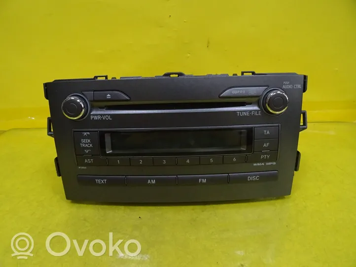 Toyota Auris 150 Panel / Radioodtwarzacz CD/DVD/GPS 86120-02521