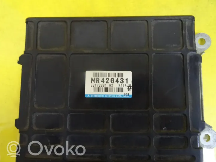 Mitsubishi Galant Calculateur moteur ECU MR420431