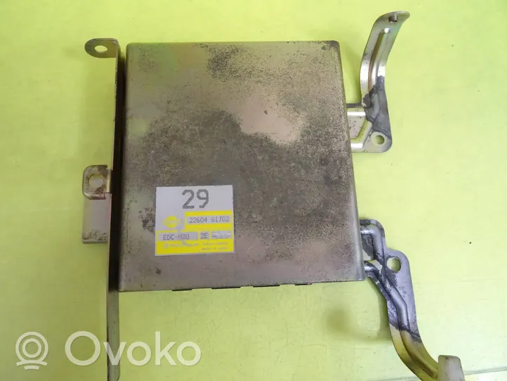 Nissan Primera Calculateur moteur ECU 2260461J02