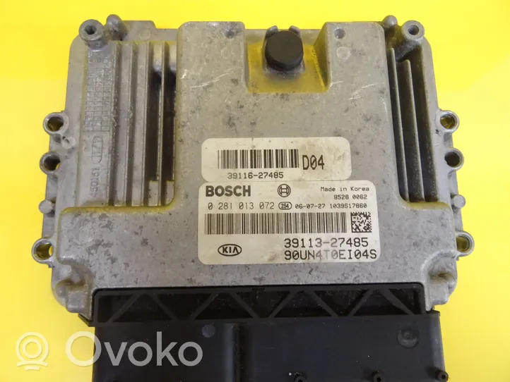 KIA Carens II Sterownik / Moduł ECU 0281013072