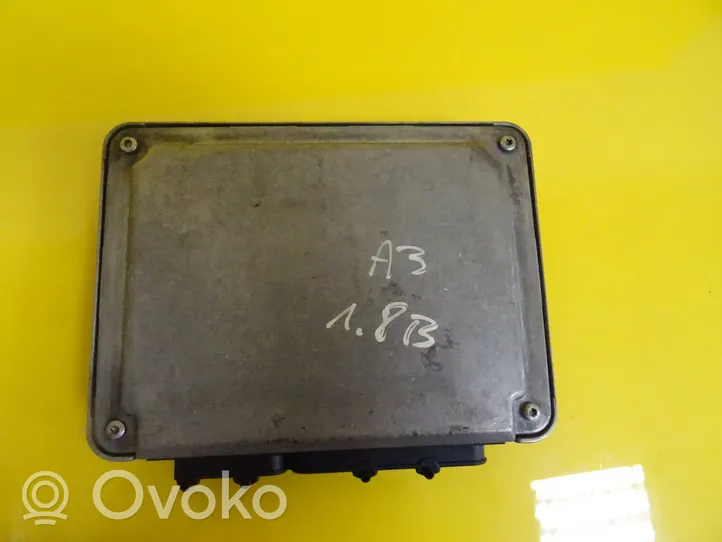 Audi A3 S3 8L Sterownik / Moduł ECU 06A906018C