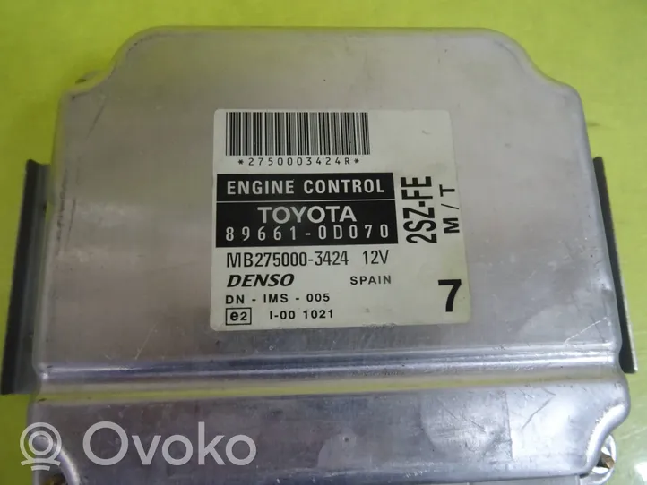 Toyota Yaris Calculateur moteur ECU 896610D070