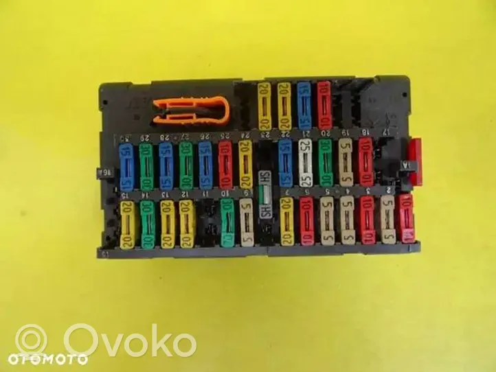 Citroen Xsara Fuse box set 95685912