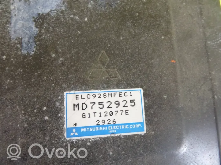 Mitsubishi Colt Sterownik / Moduł ECU MD752925