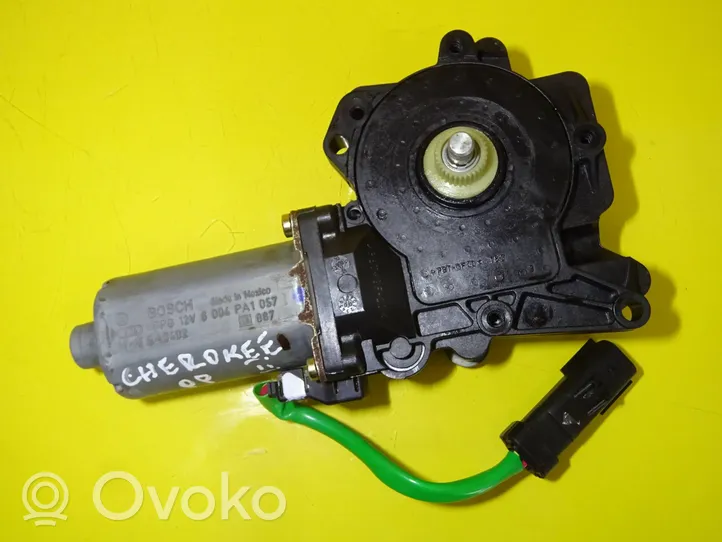 Jeep Grand Cherokee (WJ) Motorino alzacristalli della portiera anteriore 6004PA1057