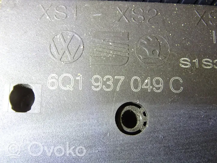 Volkswagen Polo IV 9N3 Modulo comfort/convenienza 6Q1937049C