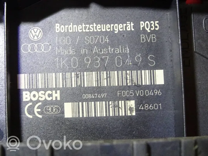 Volkswagen Golf V Mukavuusmoduuli 1K0937049S