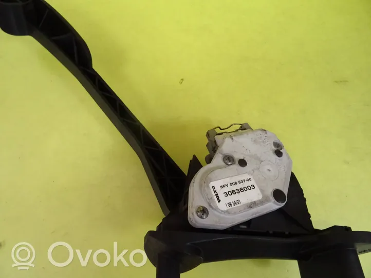 Volvo V70 Pedale dell’acceleratore 30636003