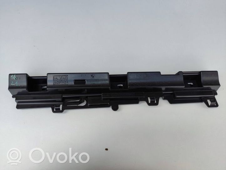 BMW 3 F30 F35 F31 Listello di supporto del sottoporta 7256916