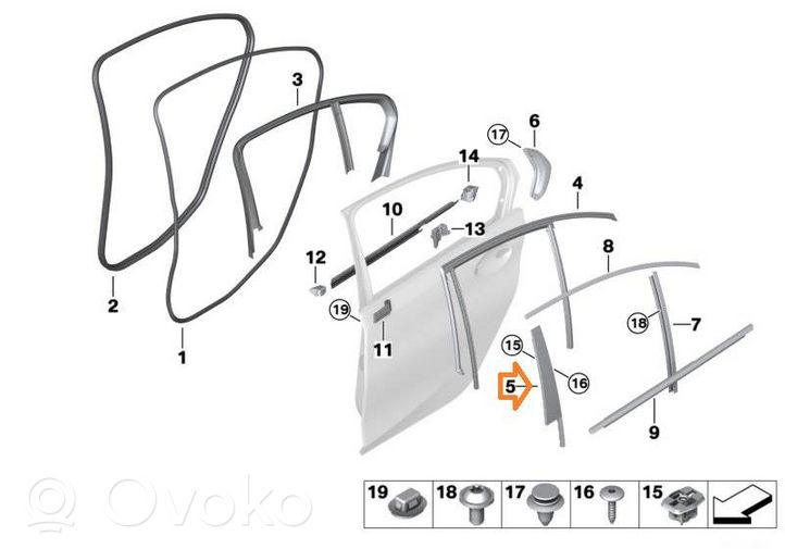 BMW 3 G20 G21 Moulure de porte arrière 51437465140