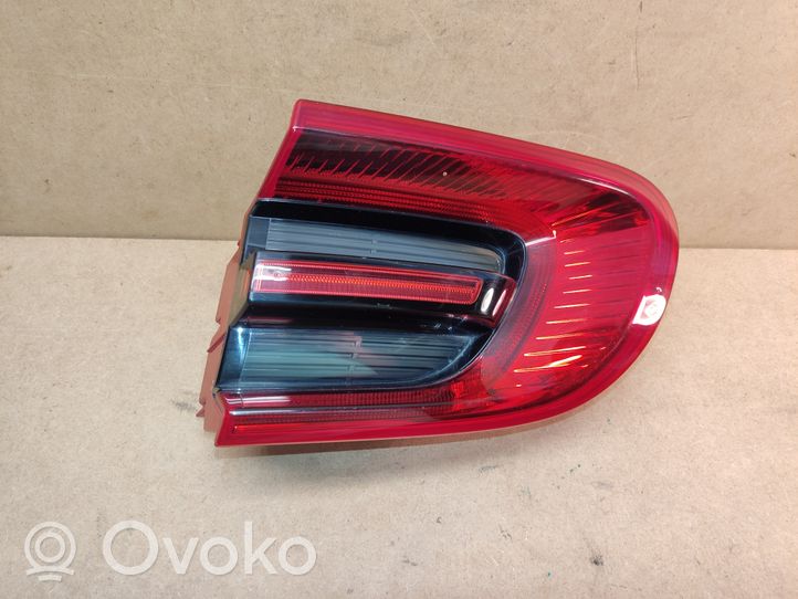 Porsche Macan Lampy tylnej klapy bagażnika 95B945094G