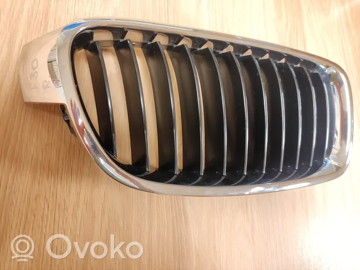 BMW 3 F30 F35 F31 Grille calandre supérieure de pare-chocs avant 7255412