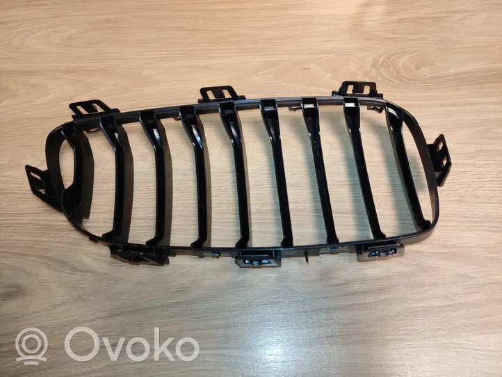 BMW 4 F32 F33 Maskownica / Grill / Atrapa górna chłodnicy 7294817