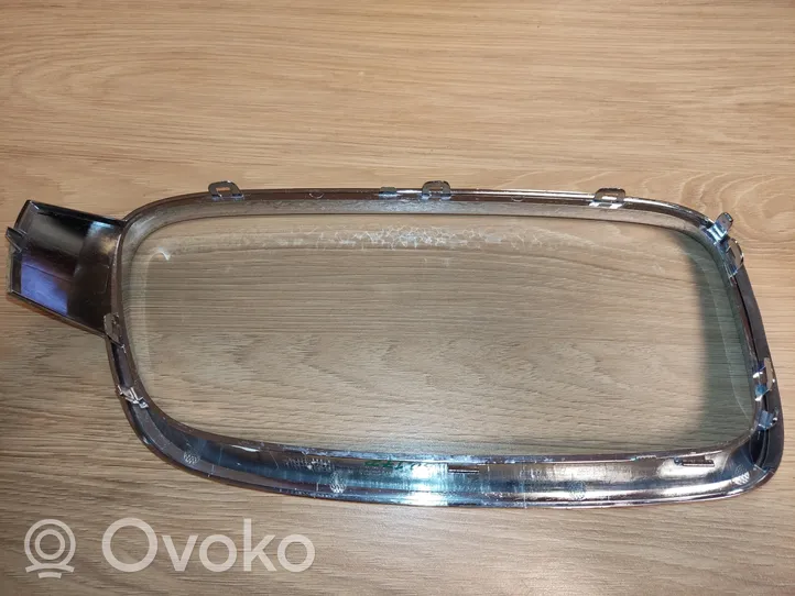 BMW 3 F30 F35 F31 Maskownica / Grill / Atrapa górna chłodnicy 7295435