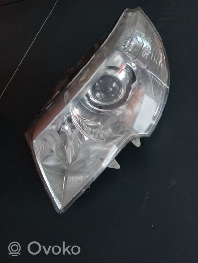 Skoda Superb B6 (3T) Lampa przednia 3T1941017E