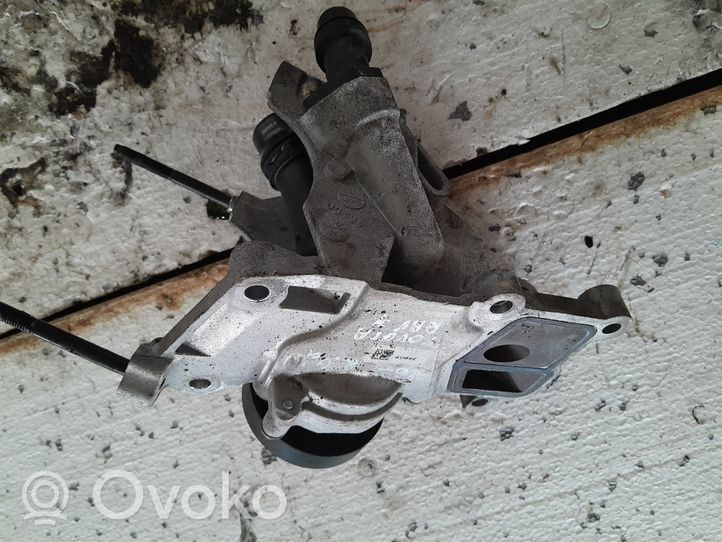 Toyota RAV 4 (XA40) Napinacz paska alternatora 811042