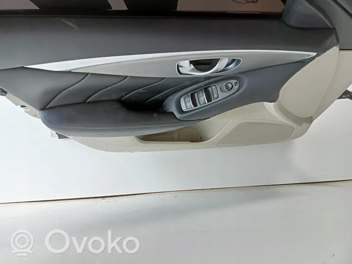 Infiniti Q50 Rivestimento del pannello della portiera anteriore 