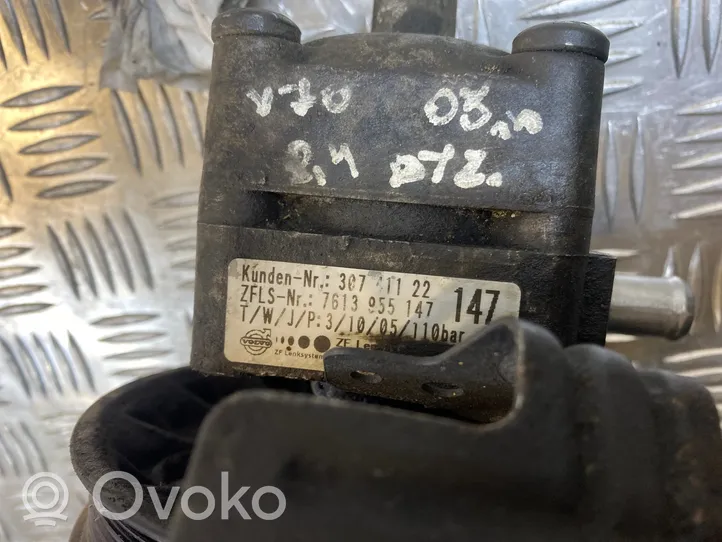 Volvo V70 Ohjaustehostimen pumppu 30741122