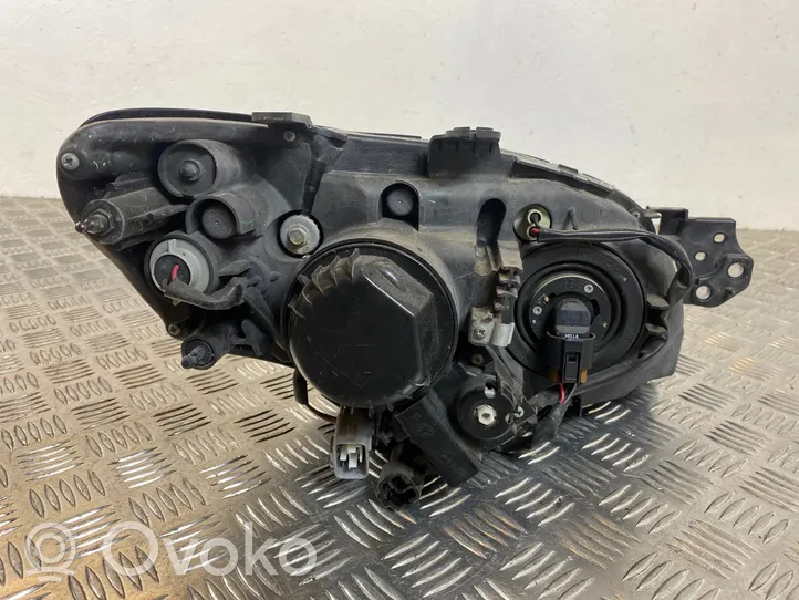 Subaru Impreza II Lampa przednia 17120200