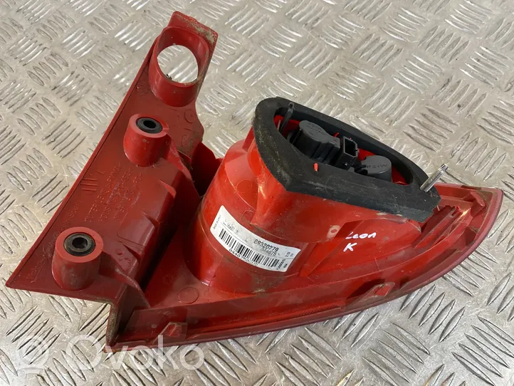 Seat Leon (1P) Lampa tylna 89320279