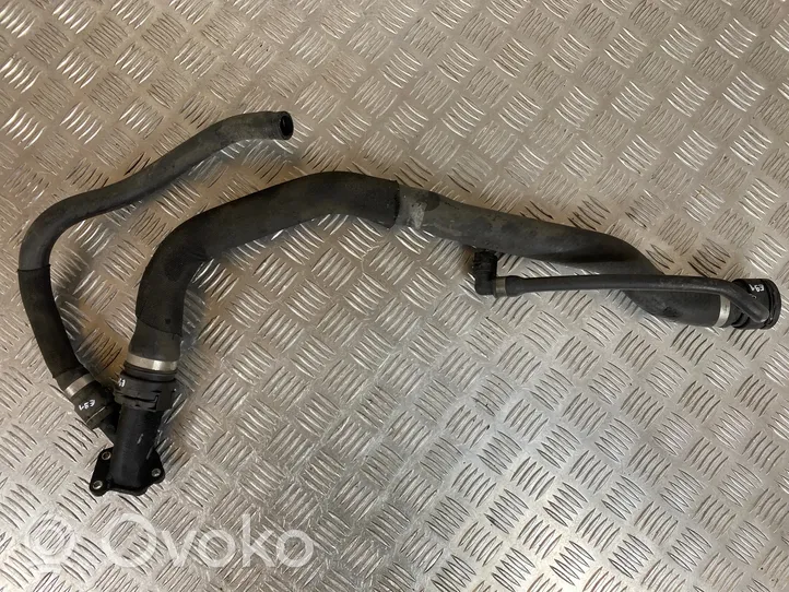 BMW 3 E90 E91 Tuyau de liquide de refroidissement moteur 7805458